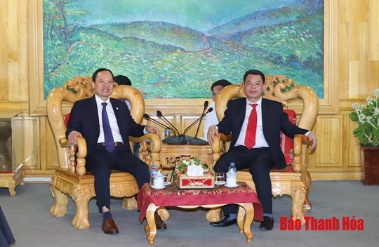 Đoàn đại biểu cấp cao tỉnh Thanh Hóa thăm, làm việc tại tỉnh Hủa Phăn (Lào)