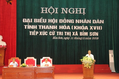 Phó Bí thư Tỉnh ủy Đỗ Minh Tuấn cùng các đại biểu HĐND tỉnh tiếp xúc cử tri thị xã Bỉm Sơn