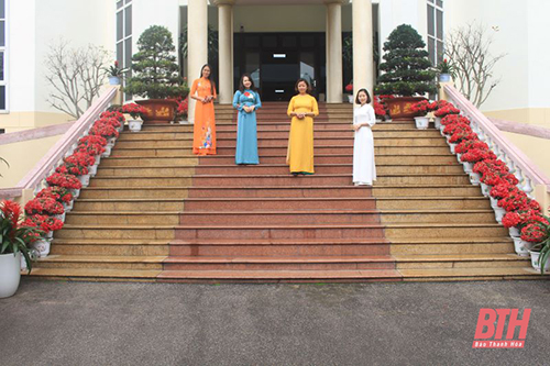 Nữ cán bộ, công chức văn phòng HĐND tỉnh hưởng ứng “Tuần lễ áo dài Việt Nam”