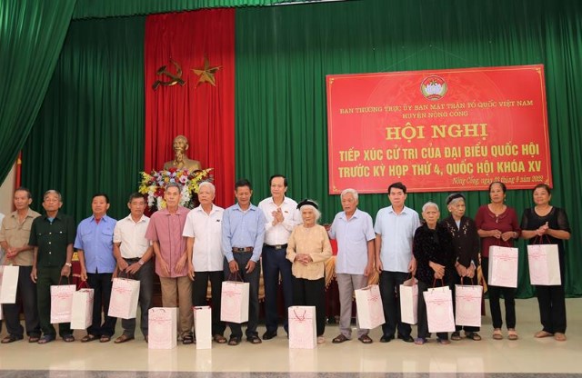 Đại biểu Quốc hội tỉnh tiếp xúc cử tri huyện Nông Cống và huyện Như Thanh
