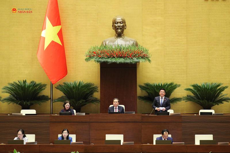 Phó Chủ tịch Quốc hội Nguyễn Hồng Diên điều hành nội dung chiều