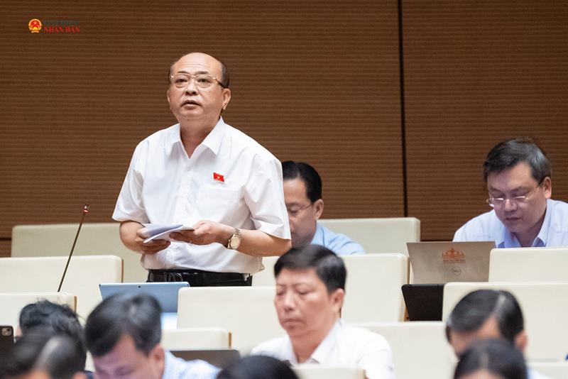 ĐBQH Vũ Tiến Dũng (Thanh Hóa) phát biểu