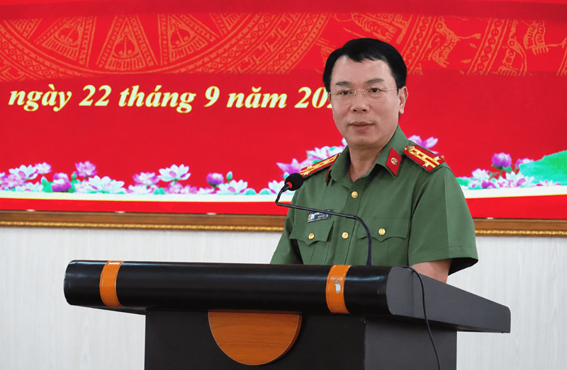 Giám đốc Công an tỉnh Thanh Hóa, Đại tá Hoàng Quốc Việt phát biểu tại buổi làm việc