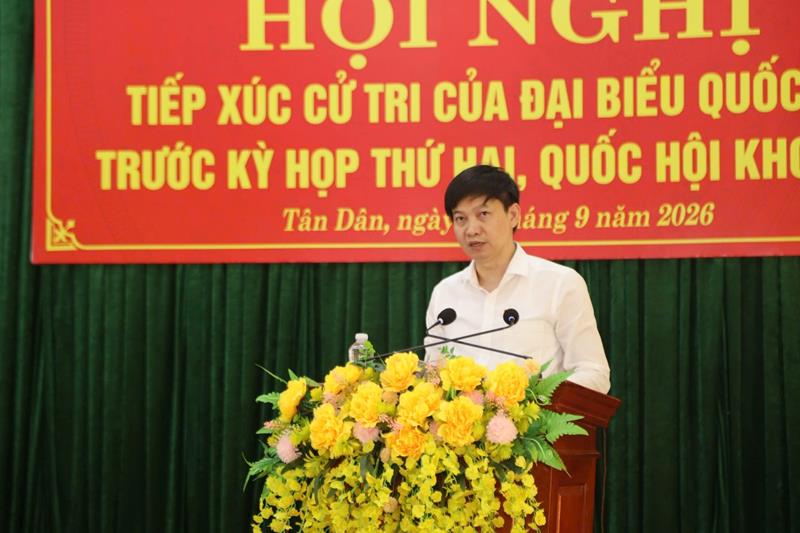 ĐBQH Lê Văn Cường trình bày nội dung chương trình kỳ họp thứ 2, Quốc hội khóa XVI
