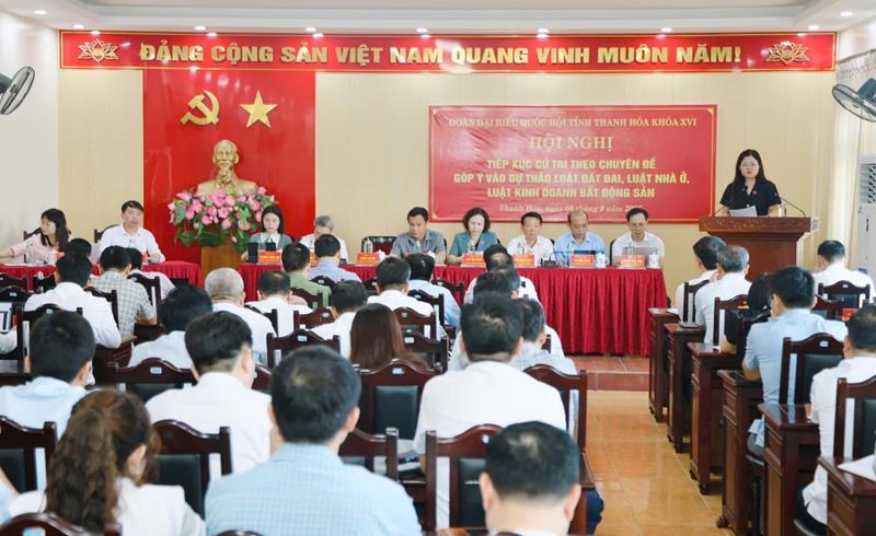 Toàn cảnh Hội nghị tiếp xúc cử tri
