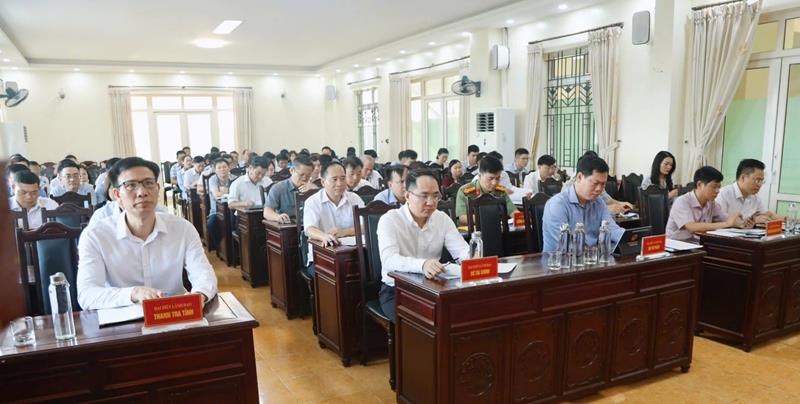 Cử tri tham dự Hội nghị