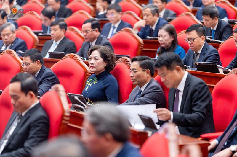 Các đại biểu dự khai mạc Hội nghị Trung ương 4, khóa XIV
