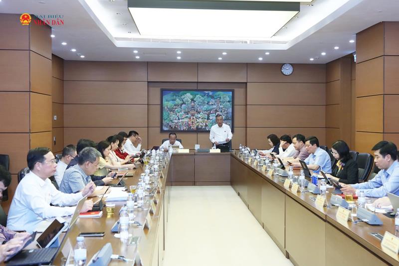 Toàn cảnh thảo luận tổ. Ảnh: An Nhiên