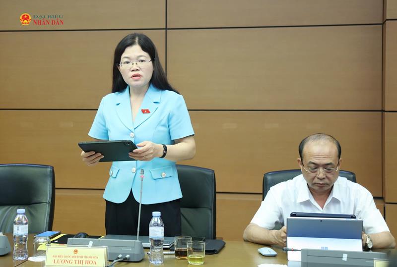ĐBQH Lương Thị Hoa (Thanh Hóa) phát biểu thảo luận