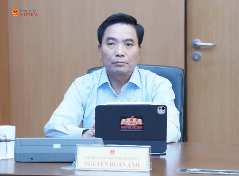 Phó Chủ tịch Quốc hội, Thượng tướng Nguyễn Doãn Anh dự phiên thảo luận tổ