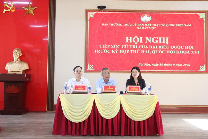 Tổ đại biểu TXCT tại xã Bát Mọt và Yên Nhân. Ảnh: Đào Cảnh