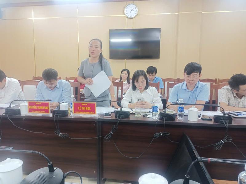 (Chủ tịch UBND xã Vân Du Lê Thị Hoa báo cáo)