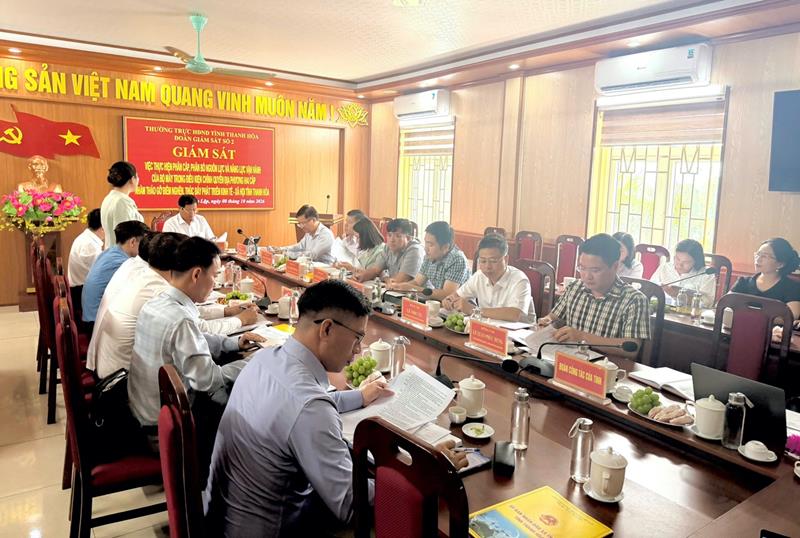 Toàn cảnh buổi làm việc