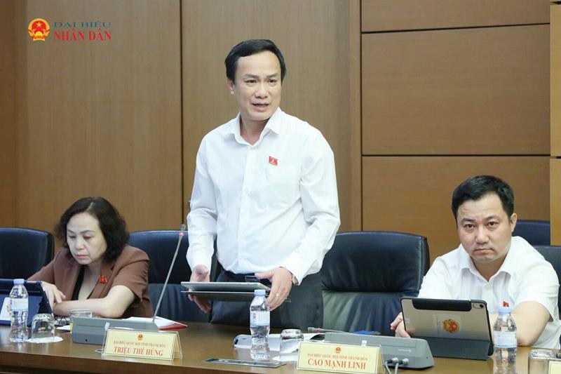 ĐBQH Triệu Thế Hùng (Thanh Hóa) phát biểu thảo luận tổ
